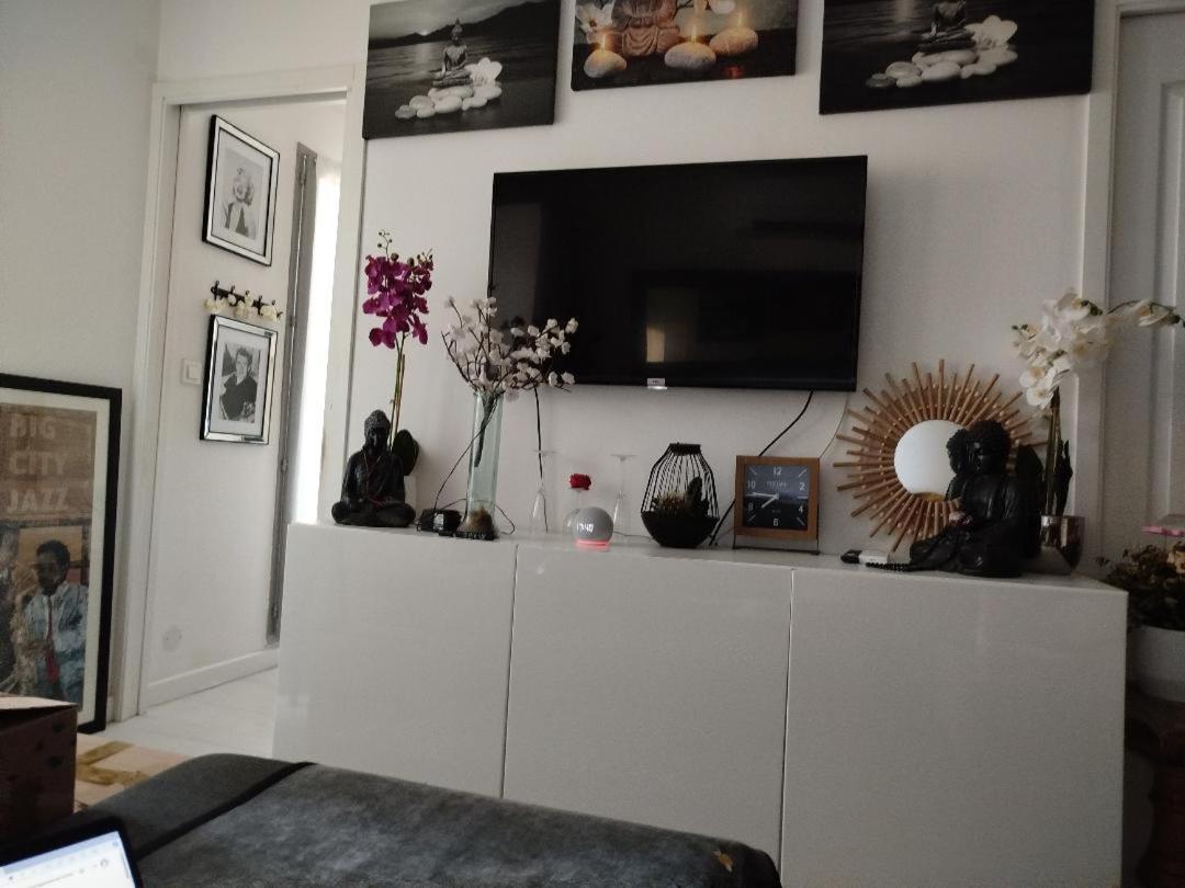 Logement De Plein Pied Tout Confort 르발카레스 외부 사진