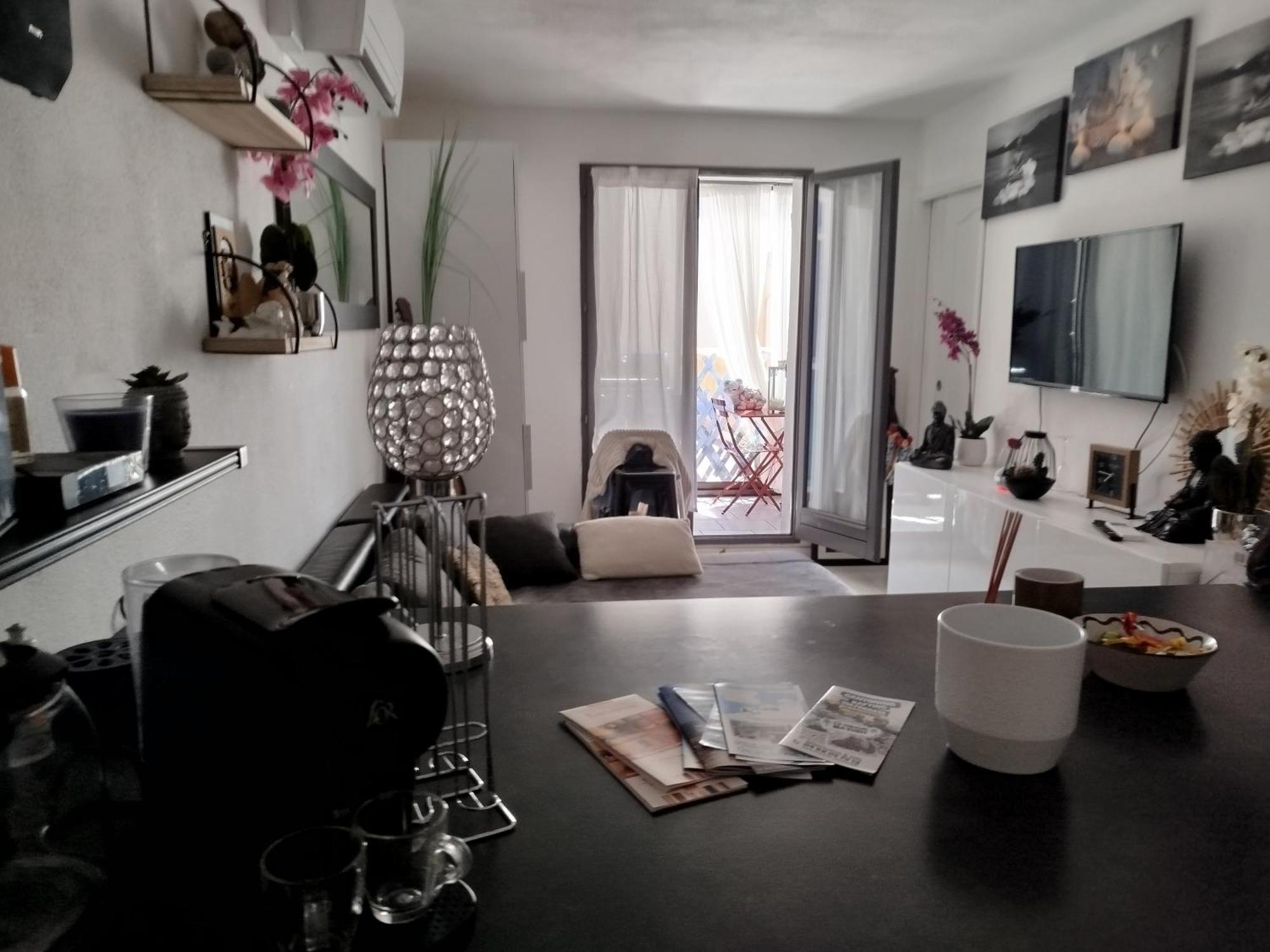 Logement De Plein Pied Tout Confort 르발카레스 외부 사진