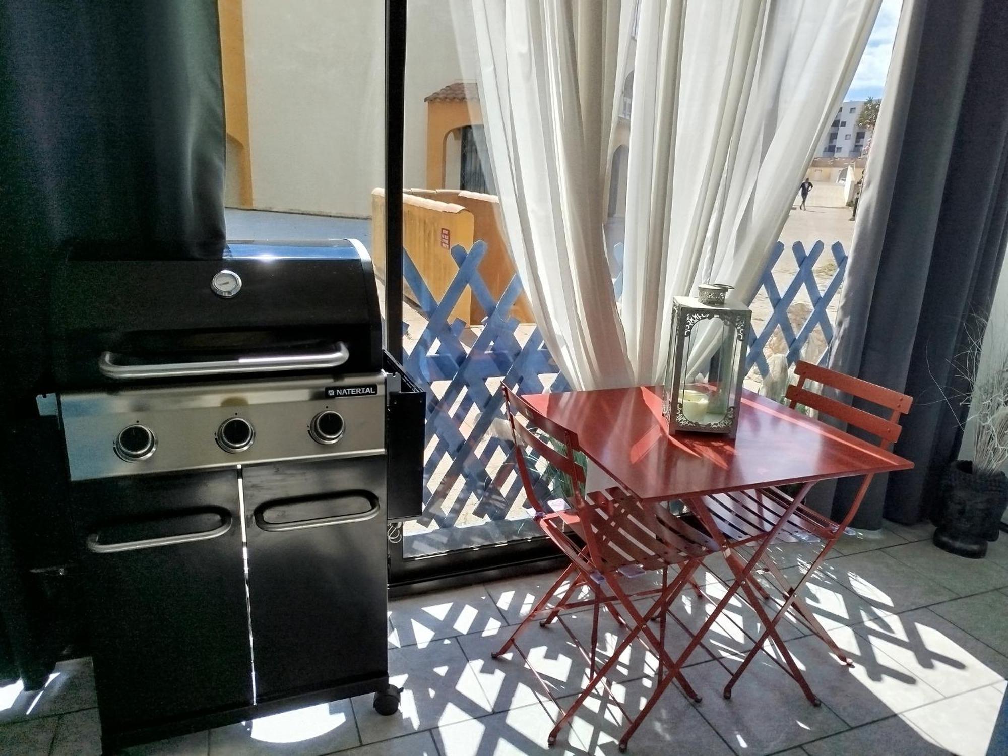 Logement De Plein Pied Tout Confort 르발카레스 외부 사진