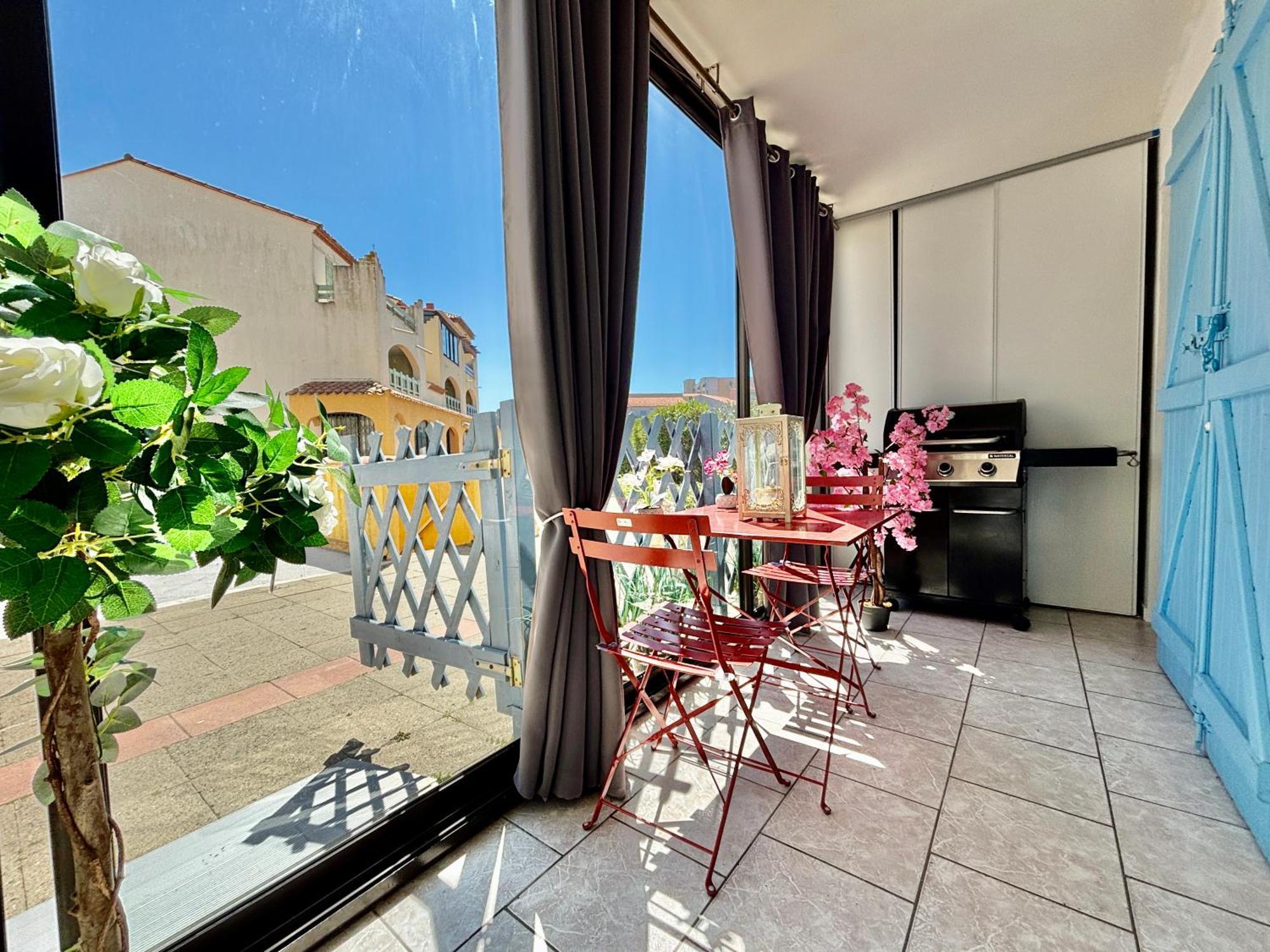 Logement De Plein Pied Tout Confort 르발카레스 외부 사진